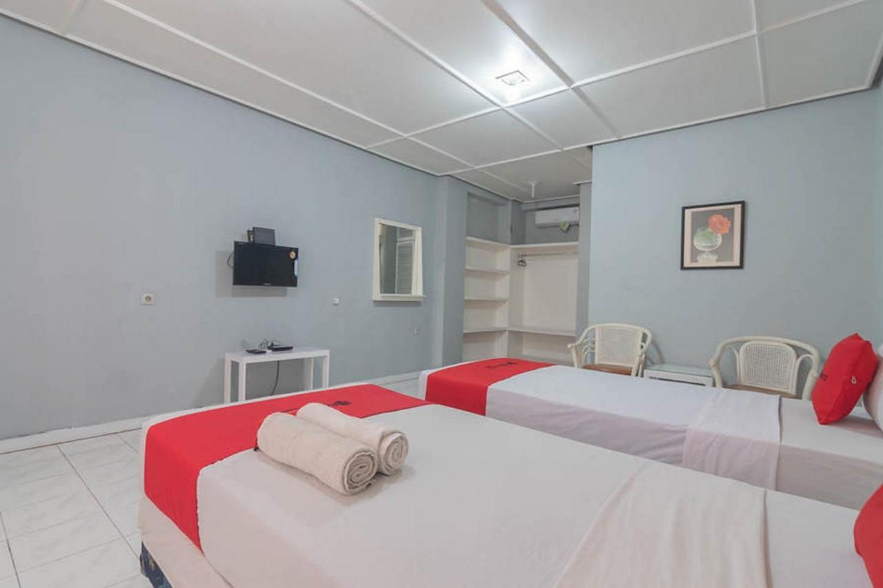 Reddoorz At Jalan Raya Lembang Hotel Padasul Екстериор снимка