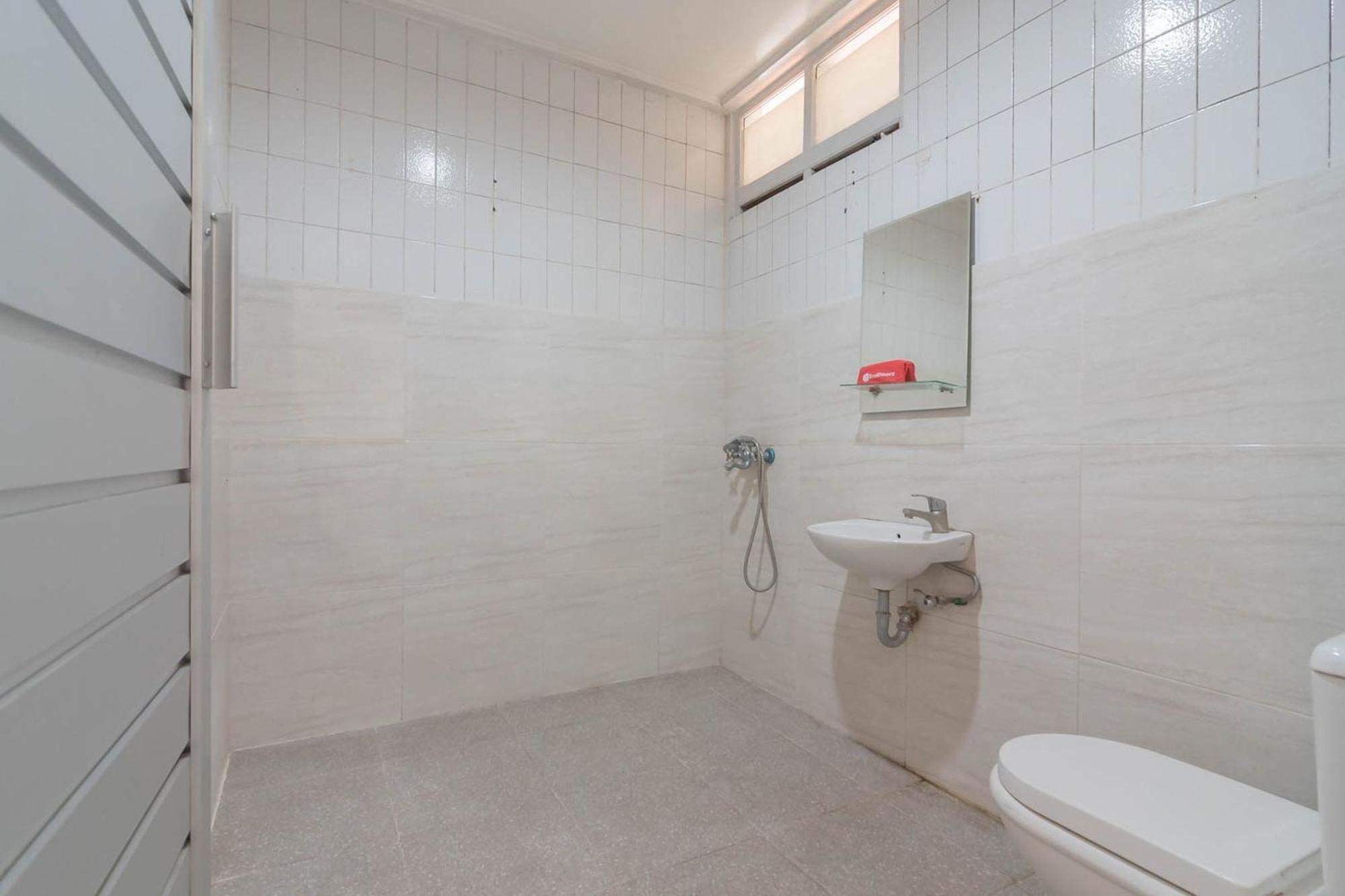 Reddoorz At Jalan Raya Lembang Hotel Padasul Стая снимка
