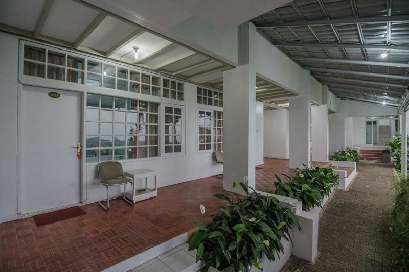 Reddoorz At Jalan Raya Lembang Hotel Padasul Екстериор снимка